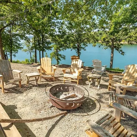 Artilla Cove Cabin 2 - Lake Views - Outdoor Pool